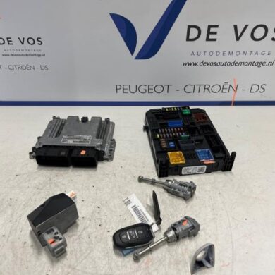 Citroen Berlingo 1.5 BlueHDi 130 Computer Motormanagement YHZ 2023 9851888980-1687815180