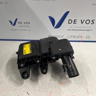 Peugeot 208 1.5 BlueHDi 100 Air box YHT 2023 9828002080