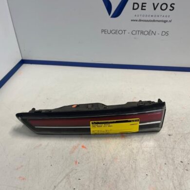 Opel Mokka 1.2 Turbo 12V Taillight, right 2022 9833944580