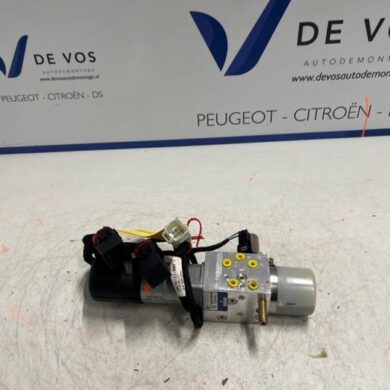 Peugeot 206 1.6 16V Cabriodach Motor 2005 8446G0