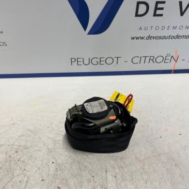 Peugeot 308  Gordelspanner rechts 2009 8975K5
