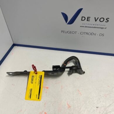 Peugeot 208 1.2 Vti 12V PureTech 82 Motorhaube Scharnier 2014 9672865480
