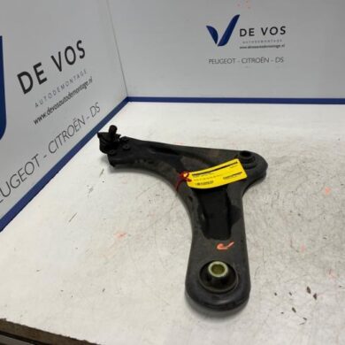Peugeot 208 1.5 BlueHDi 100 Draagarm links-voor 2019 9670772080