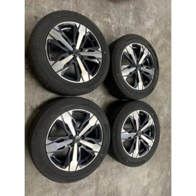 Peugeot 3008 1.5 BlueHDi 130 Set of wheels + tyres 2023 98116350EH