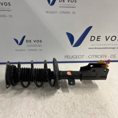 Peugeot 3008 1.2 12V PureTech Hybrid 48V Front shock absorber rod, right 2022 9819718780