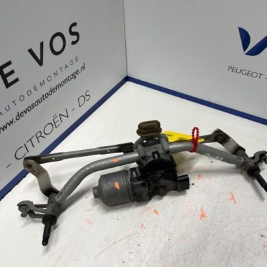 Peugeot 2008 1.2 Vti 12V PureTech 82 Ruitenwissermotor voor 2017 9815497780
