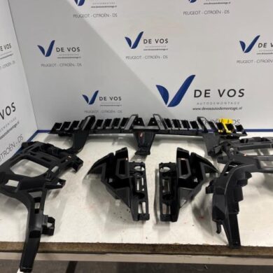 Peugeot 3008 1.2 12V PureTech Hybrid 48V Rear bumper frame 2022 9811280580-9811280380-9811280480-9810591580-9810591480