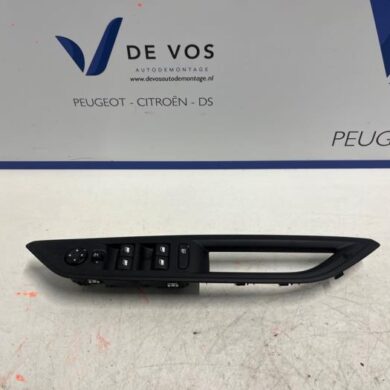 Peugeot 3008 1.5 BlueHDi 130 Combischakelaar ramen 2023 98423402ZD