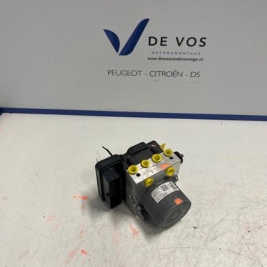 Peugeot 5008 1.5 BlueHDi 130 ABS pump YHZ 2020 1647874580-1635591980-9832278080-1693583780