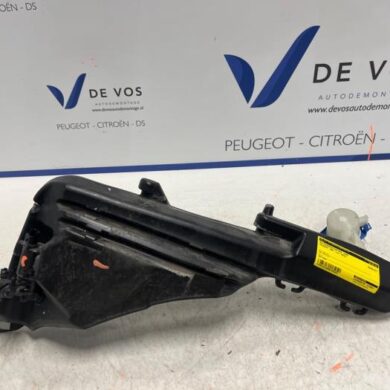 Peugeot 308 1.5 Blue HDi 130 16V Front windscreen washer reservoir 2022 9843214980