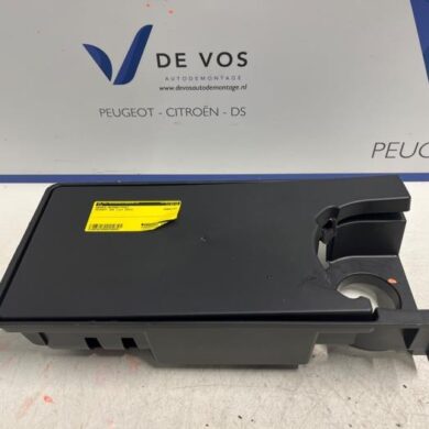 Peugeot 308 1.2 PureTech Hybrid 136 Reifen Reparaturset 2023 9844398080-9844397880