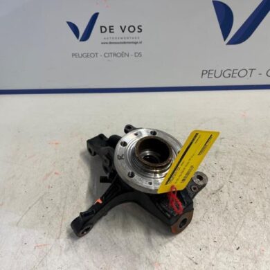 Citroen C5-X  Fusee rechts-voor 2023 YL01860980