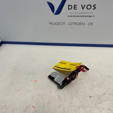 Peugeot 208 1.5 BlueHDi 100 Airflow meter YHT 2023 9677093080