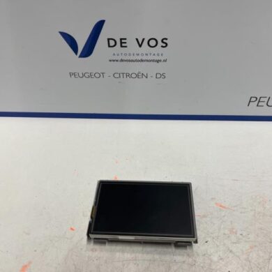 Peugeot 2008 1.6 Blue HDi 100 Display Interieur BHY 2017 9812046980-9831642480