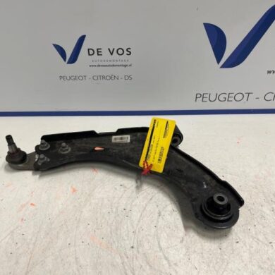 Citroen C5 Aircross 1.5 Blue HDi 130 16V Front wishbone, left 2021 9816865580-9846329580