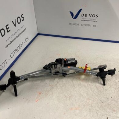 Peugeot 208 1.5 BlueHDi 100 Ruitenwissermotor voor 2023 9824784980