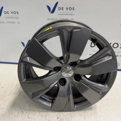 Peugeot 2008 1.2 Vti 12V PureTech 82 Wheel 2017 96783981ZZ