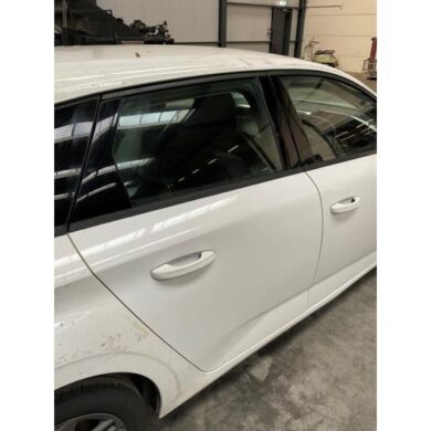 Peugeot 308 1.5 Blue HDi 130 16V Rear door 4-door, right 2022 9837981680