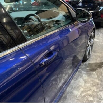 Peugeot 308 2.0 BlueHDi 150 16V Front door 4-door, right 2015 1610102180