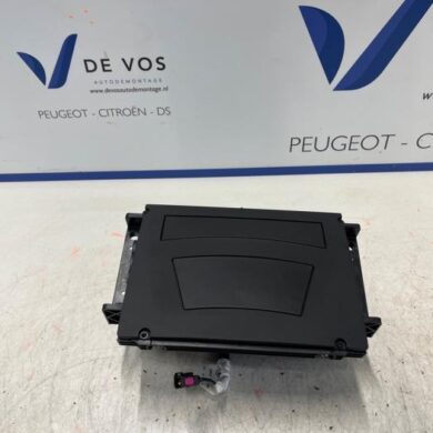 Citroen C4 1.2 PureTech 130 12V Head-up display HNS 2023 1677219680