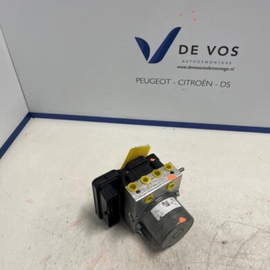 Citroen C5 Aircross 1.2 PureTech Hybrid 136 ABS pump HN09 2022