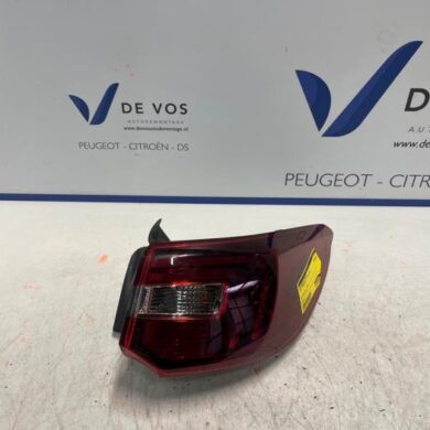 Opel Grandland X 1.2 Turbo 12V Taillight, right 2018 YP00098280
