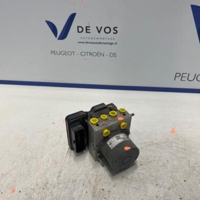 Citroen C3 Aircross 1.2 e-THP PureTech 110 ABS Pumpe HNZ 2018 1631851880-1649387380-9826051380