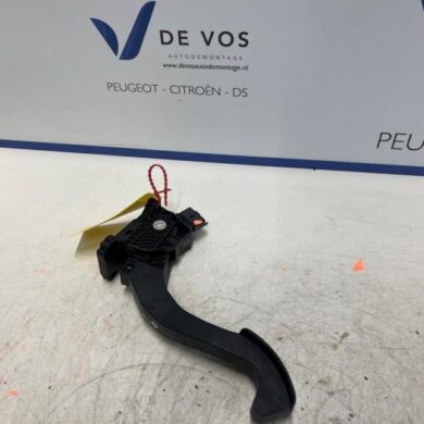 Peugeot Expert 1.5 BlueHDi 120 Gaspedal 2023 9839353480