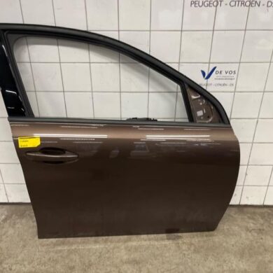 Peugeot 308 1.6 HDi 115 Front door 4-door, right 2015 1610102180