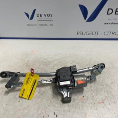 Citroen C5 Aircross 1.2 PureTech Hybrid 136 Front wiper motor 2022 9824762480