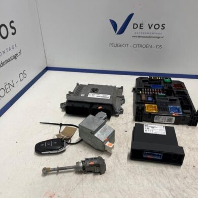 Peugeot 208 1.2 Vti 12V PureTech 100 Engine management computer HNK 2020 9834609880-1640420680