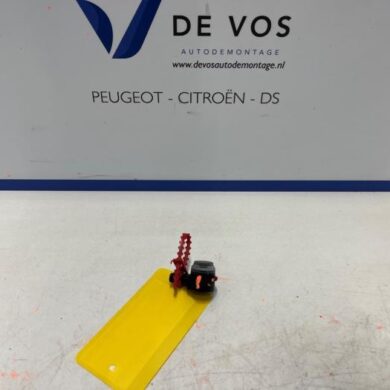 Citroen C4 1.2 PureTech 130 12V PDC Sensor 2023 1633559380