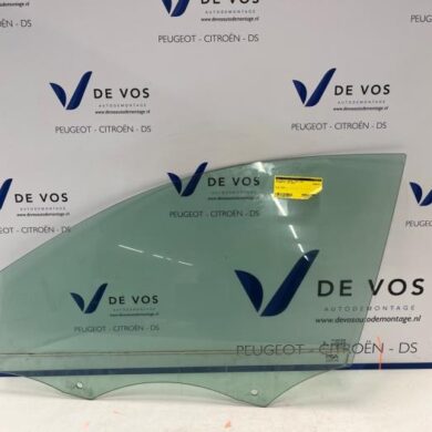 Citroen C4 1.2 PureTech 130 12V Portierruit 4Deurs links-voor 2023 9832846480