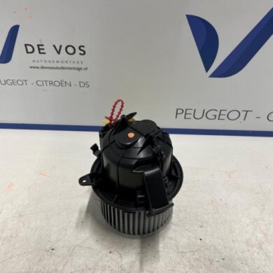 Peugeot 208 1.2 Vti 12V PureTech 100 Kachel Ventilatiemotor 2020 9833380480