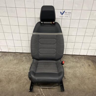 Citroen C4 1.2 PureTech 130 12V Stoel rechts 2023 9823917880-9832027580