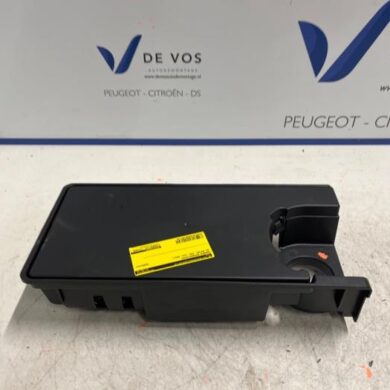 DS Automobiles DS4 1.2 12V PureTech 130 Tyre repair kit 2021 9844398080-9844397880