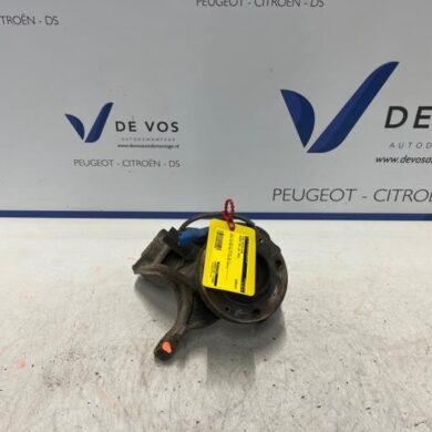 Peugeot 208 1.2 Vti 12V PureTech 82 Fusee rechts-voor 2016 1607557580