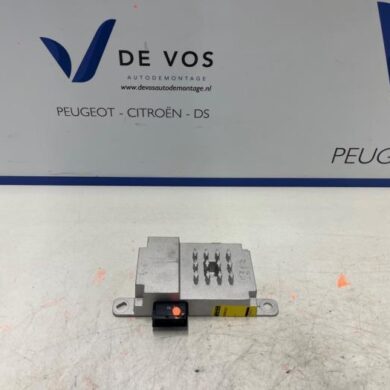 Citroen C4 1.2 PureTech 130 12V Radio versterker 2023 9815470180
