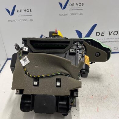 DS Automobiles DS4 1.2 12V PureTech 130 Heizgehäuse 2021 9837588380