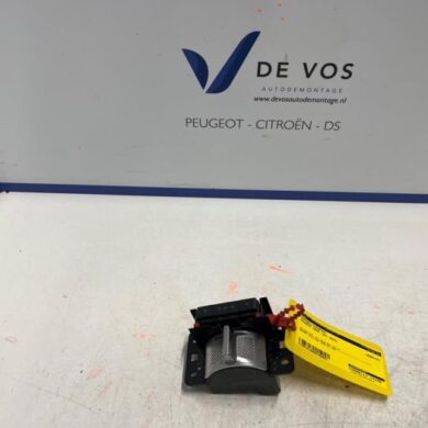 Peugeot 5008 1.2 12V Hybrid Versnellingspook 2022 98440959ZD 20F9DH