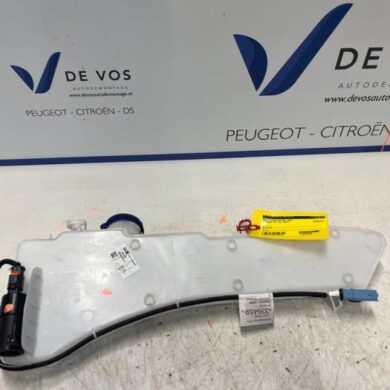 Citroen C4 1.2 PureTech 130 12V Ruitensproeiertank voor 2023 9833479180