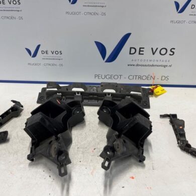 Citroen C4 Cactus 1.2 PureTech 110 12V Bumperframe achter 2019 9801686480-9822279980-9823315480-9823315580-98222801