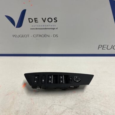 Peugeot 308 1.5 Blue HDi 130 16V Multi-functional window switch 2021 98349235ZD