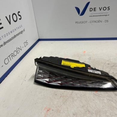 DS Automobiles DS4 1.2 12V PureTech 130 Taillight, left 2021 9844894580