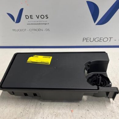 Citroen C5 Aircross 1.2 PureTech Hybrid 136 Banden reparatieset 2022 9831814080-9831816080