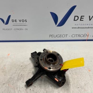 Peugeot 308 1.5 Blue HDi 130 16V Knuckle, front right 2021 1647857080
