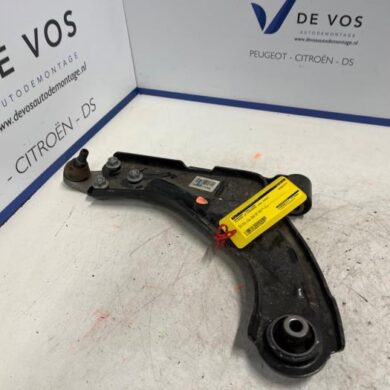 Citroen C5 Aircross 1.2 PureTech Hybrid 136 Front wishbone, left 2022 9816865580-9846329580