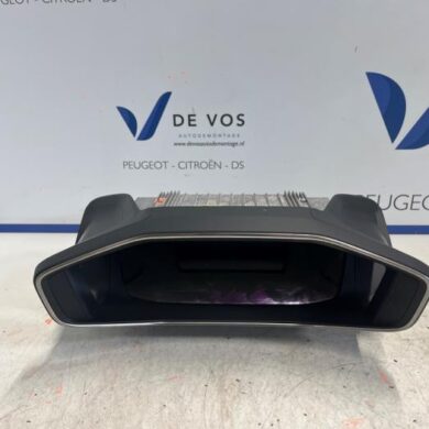 Peugeot 208 e-208 50 kWh Kilometerteller KM 2021 9836680080-9848580480