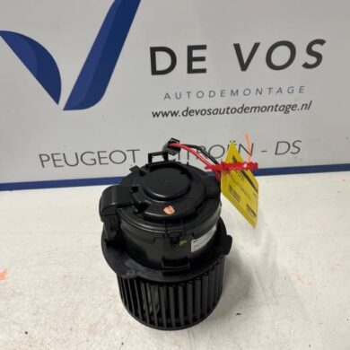 Peugeot 308 1.5 Blue HDi 130 16V Heizung Belüftungsmotor 2021 9837609380