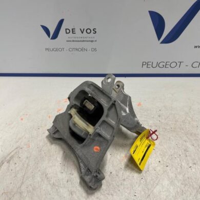 Opel Grandland X 2.0 CDTI Engine mount AH01 2020 9816339580